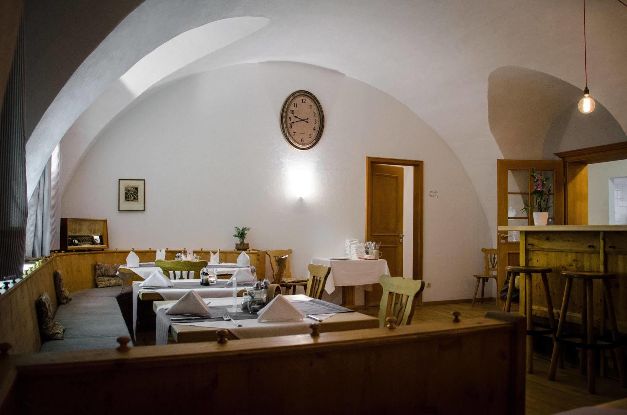 Hotel Blaue Traube Schongau Bagian luar foto